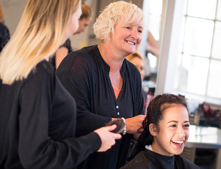 634x484 Certificate in Hairdressing Salon Support Level 3