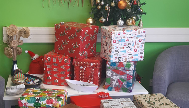 Christmas in a box pic