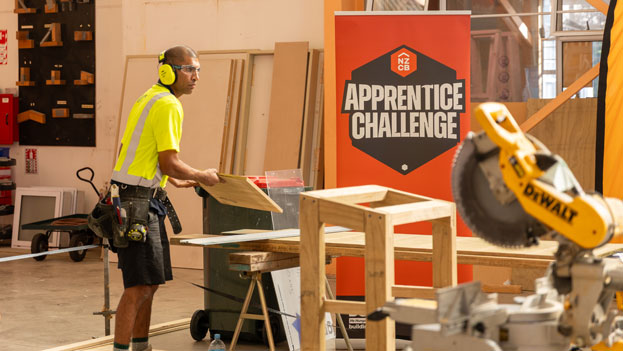 Big day on the tools for carpentry apprentices - Otago Polytechnic