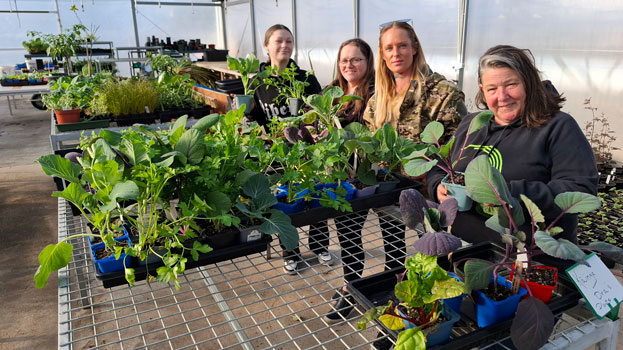 Gardening workshops teaching valuable skills - Otago Polytechnic